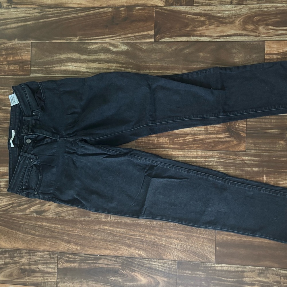 Levi's Women's Dark Black Skinny Jeans